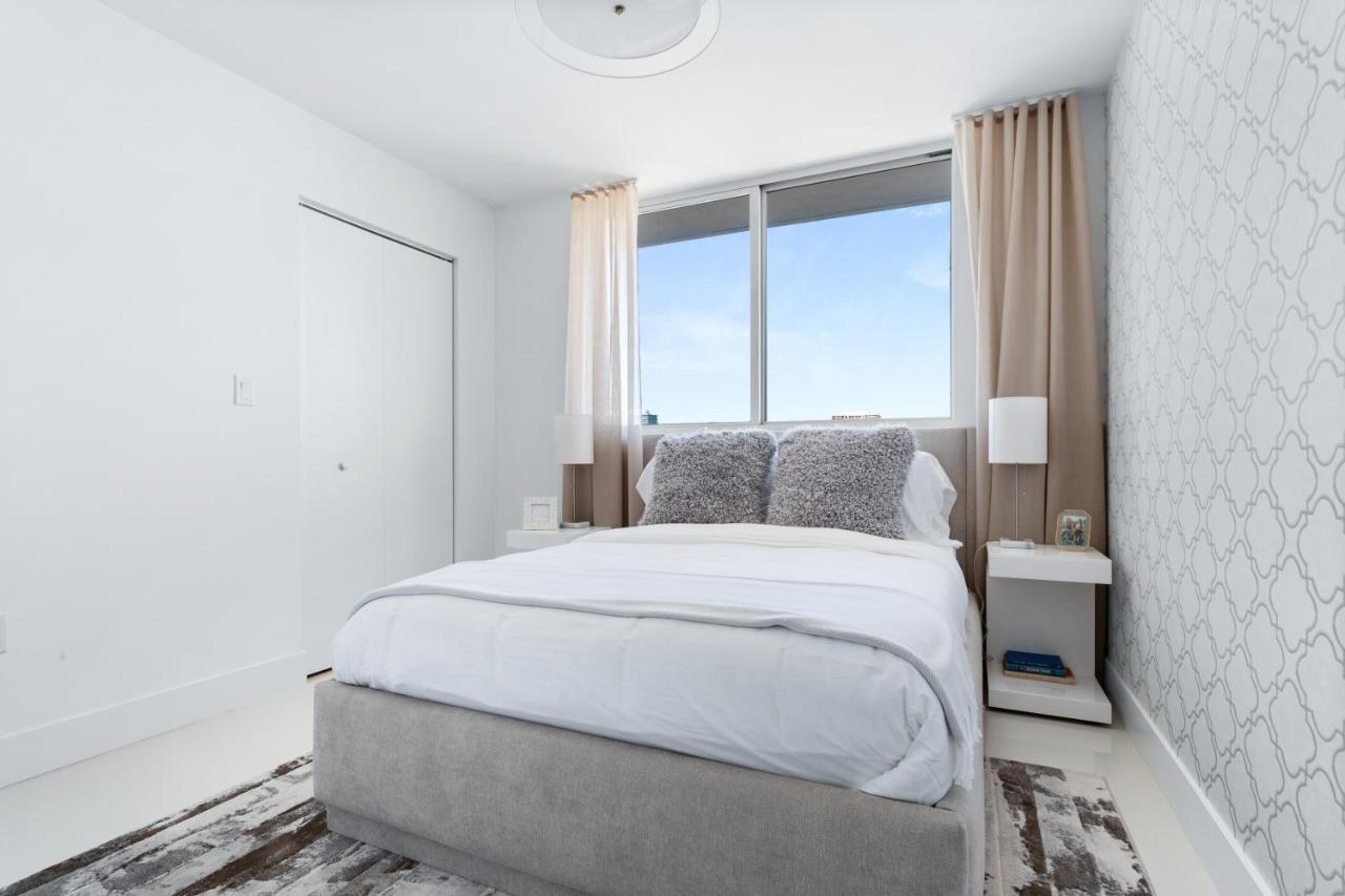 Bay Harbor One Vacation Apartment ไมอามีบีช ภายนอก รูปภาพ
