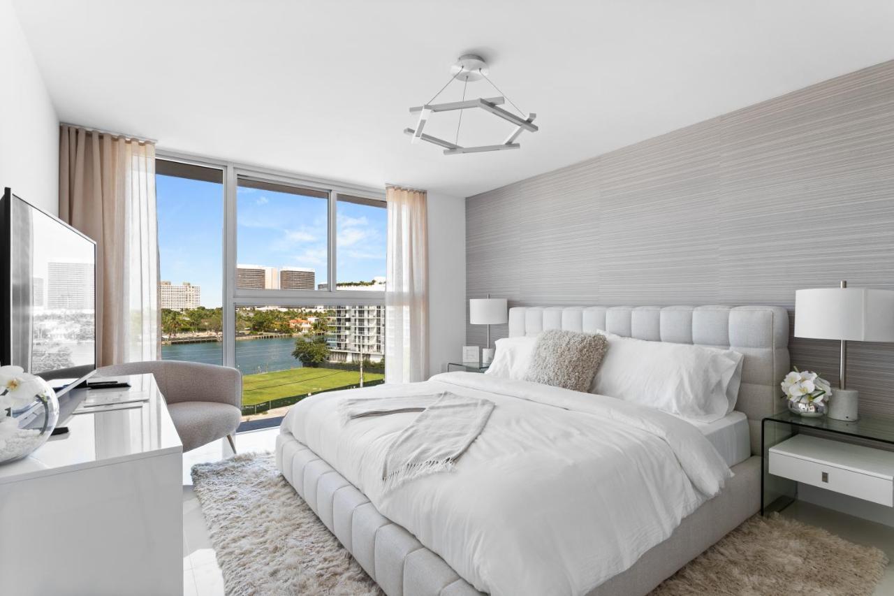 Bay Harbor One Vacation Apartment ไมอามีบีช ภายนอก รูปภาพ