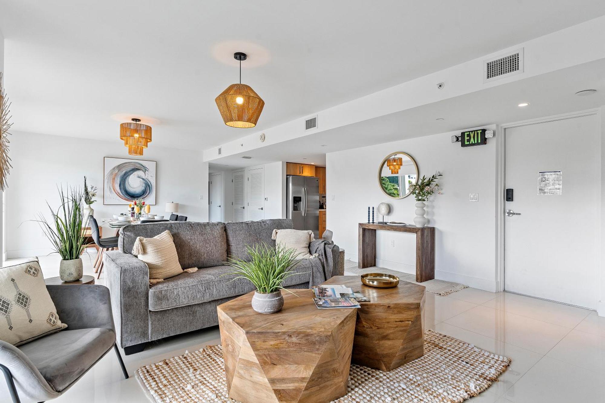 Bay Harbor One Vacation Apartment ไมอามีบีช ภายนอก รูปภาพ