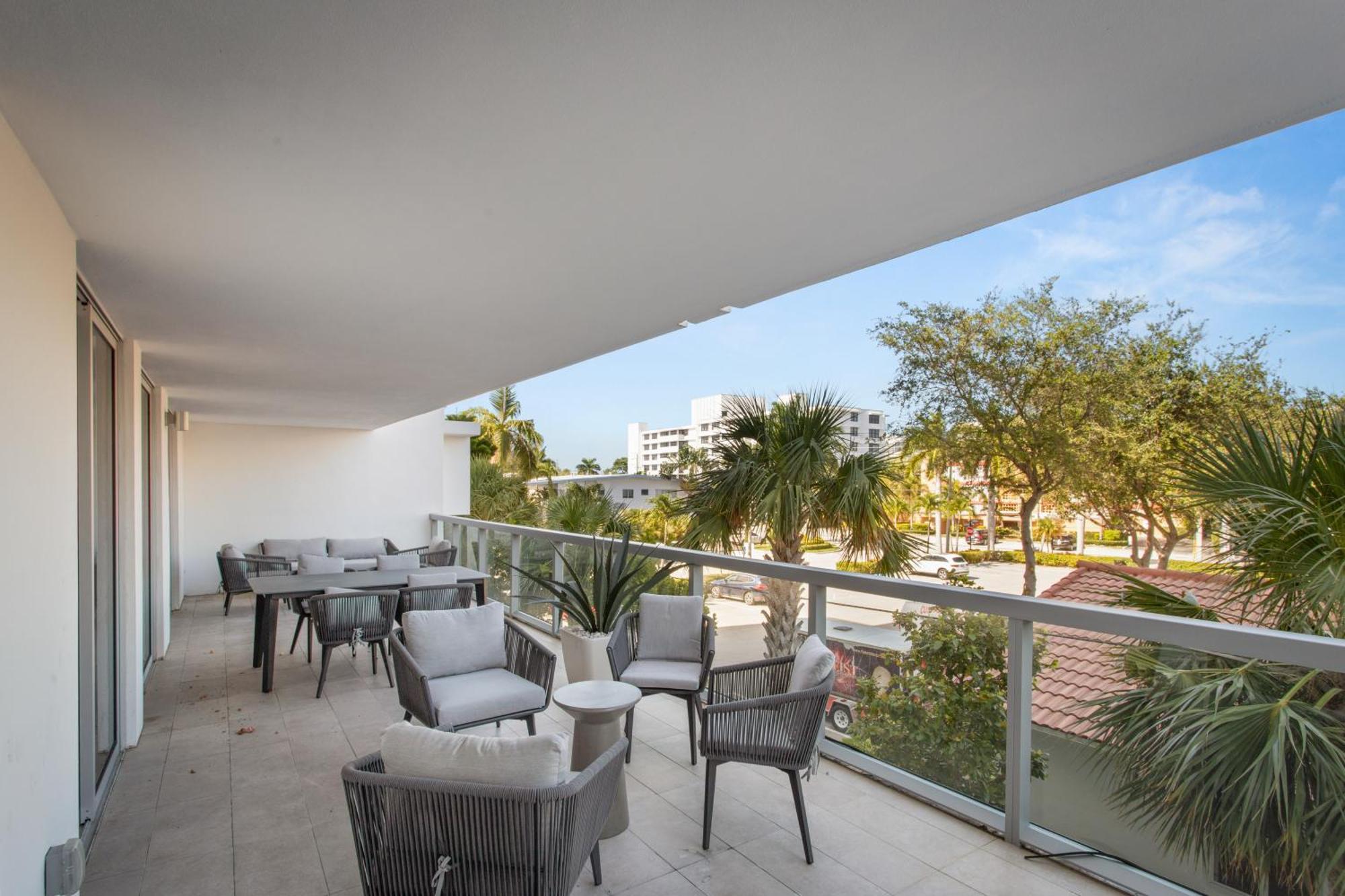 Bay Harbor One Vacation Apartment ไมอามีบีช ภายนอก รูปภาพ